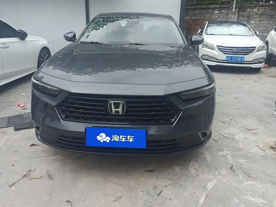Honda Accord — фото 3
