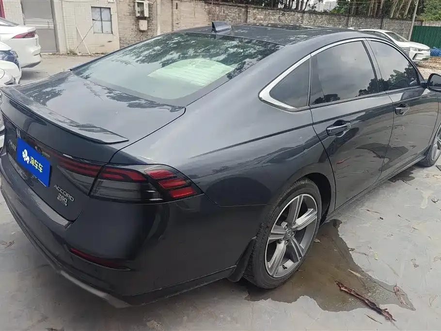 Honda Accord — фото 6