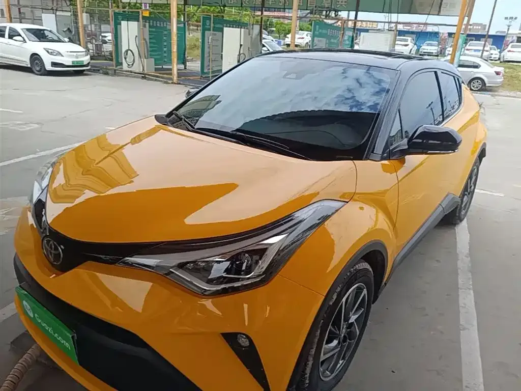 Toyota C-HR — фото 6