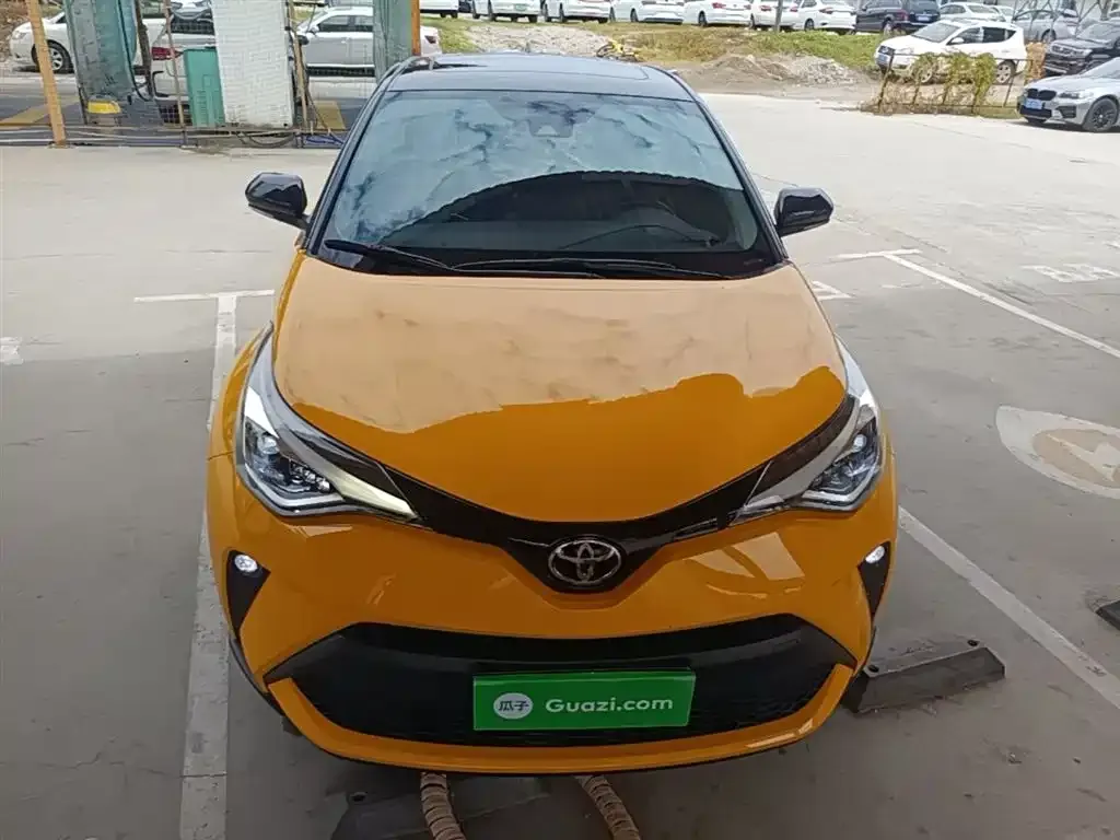 Toyota C-HR — фото 4