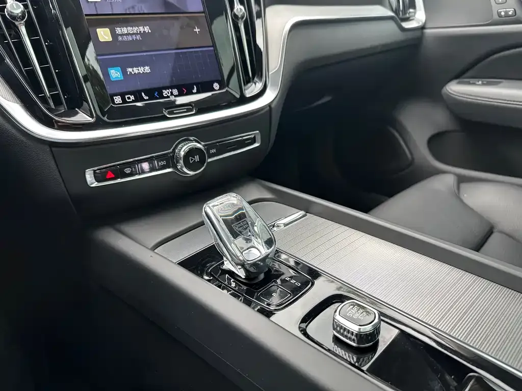 Volvo V60 2022 из CN, фото 9