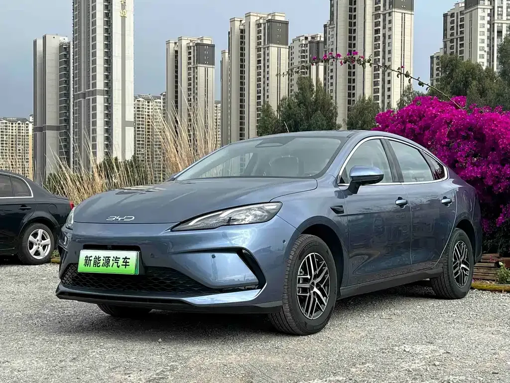 BYD Seal 05 DM-i — фото 1