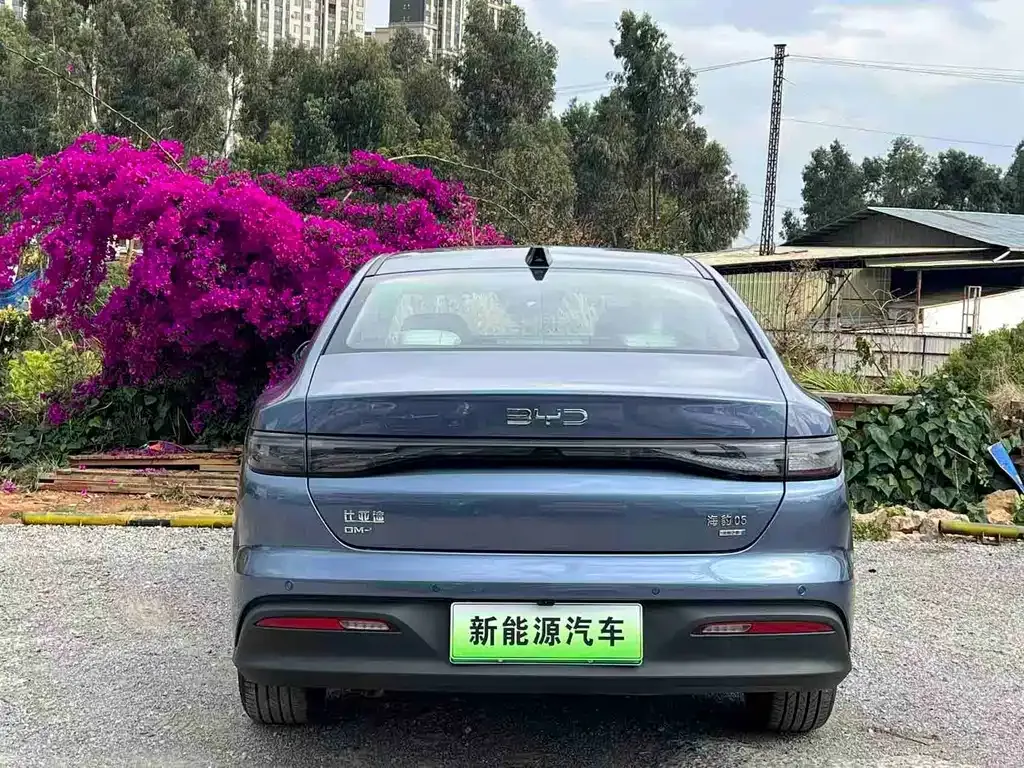 BYD Seal 05 DM-i — фото 5