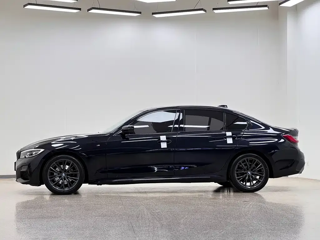 BMW 3 Series 2021 из CN, фото 3