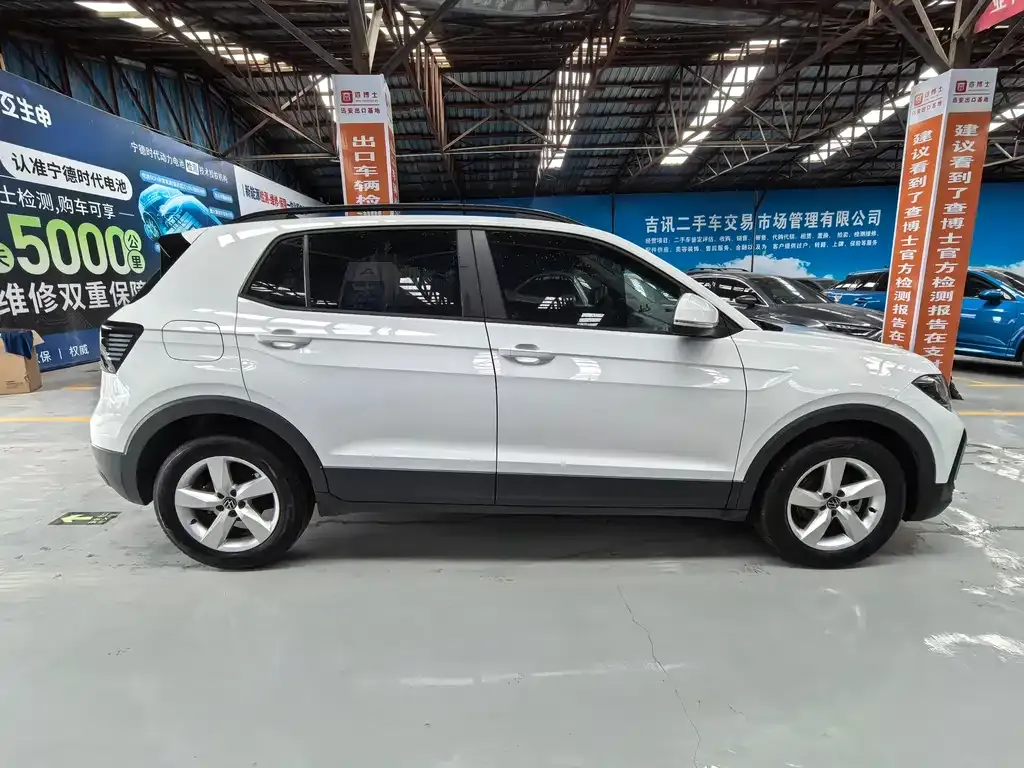 Volkswagen T-Cross — фото 7