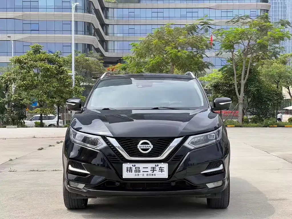 Nissan Qashqai — фото 9