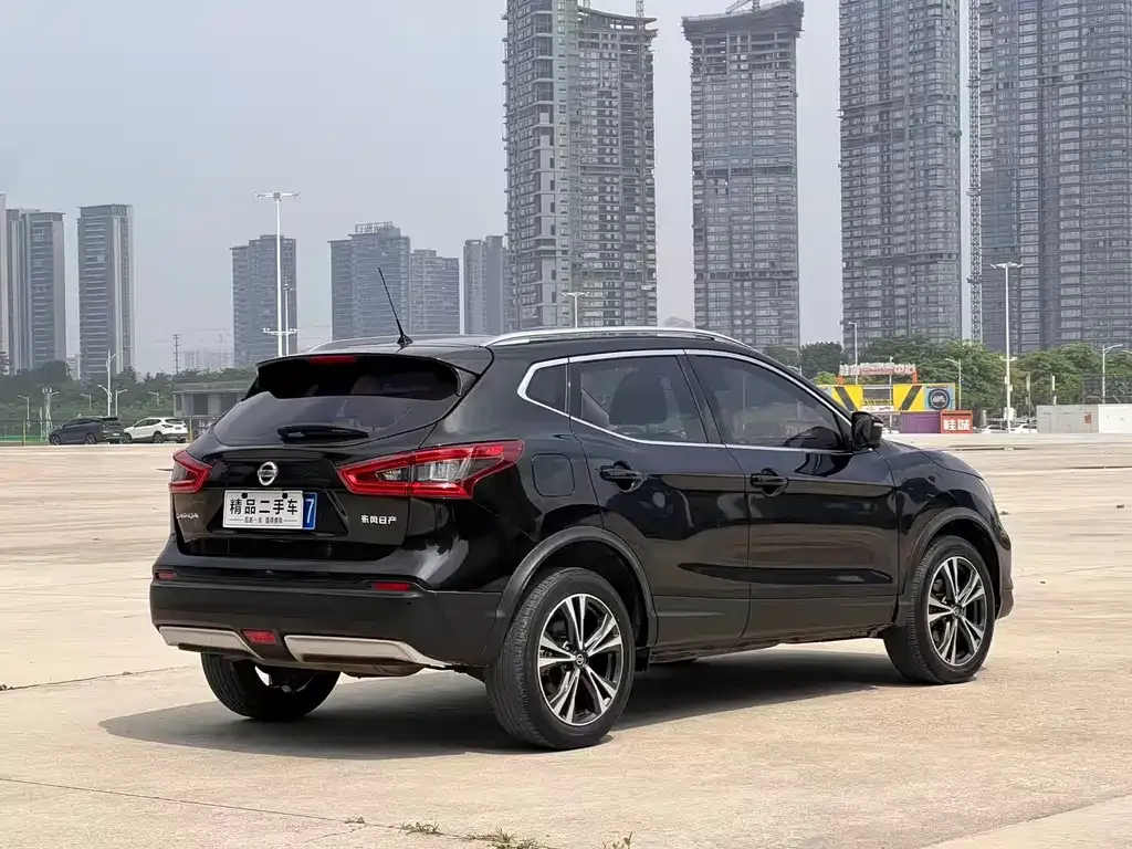 Nissan Qashqai — фото 6