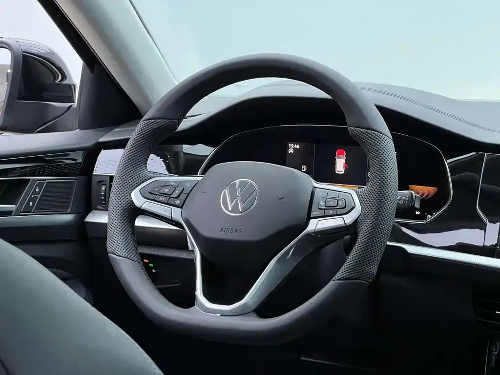 Volkswagen Passat — фото 9