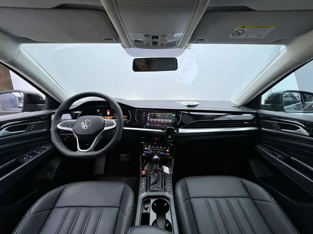 Volkswagen Passat — фото 6