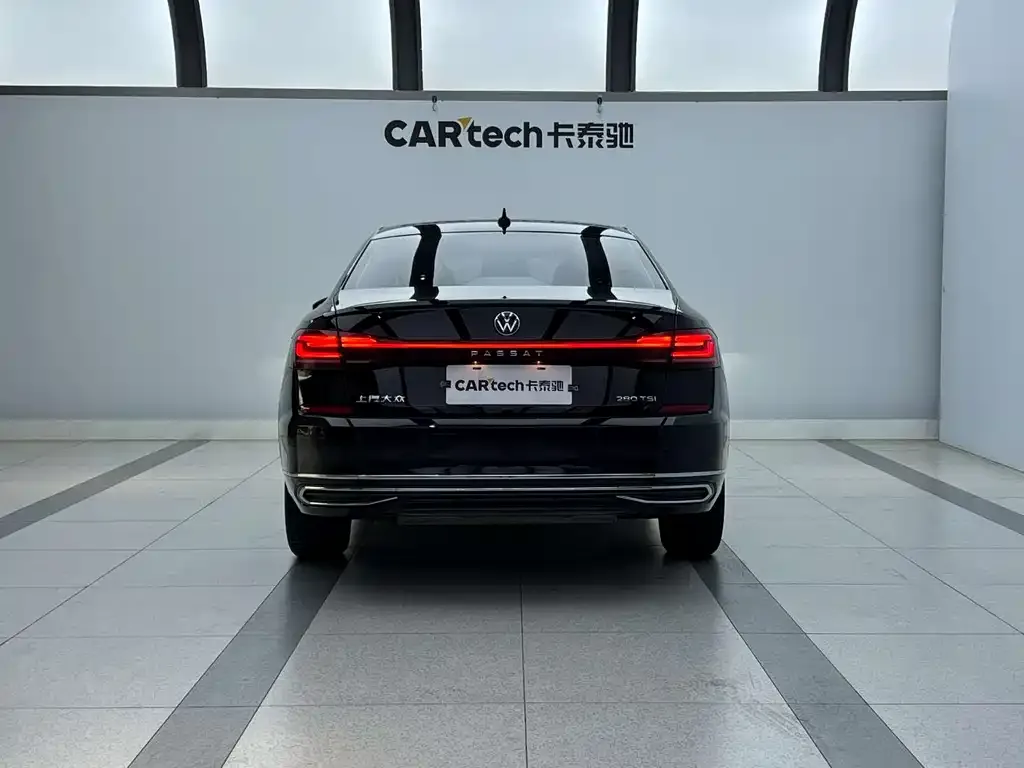 Volkswagen Passat — фото 5