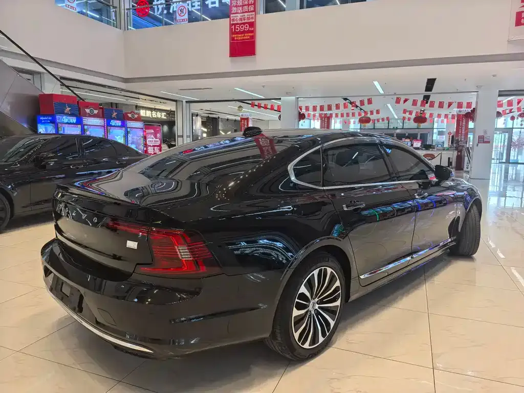 Volvo S90 PHEV 2023 из CN, фото 5
