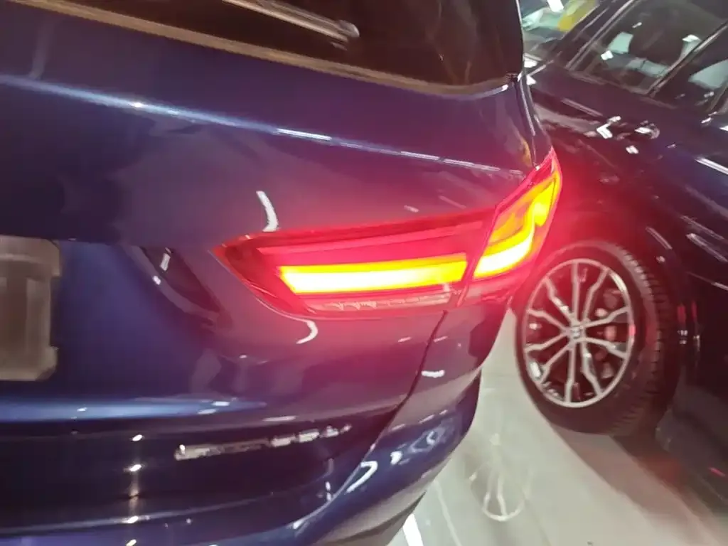BMW X1 2021 из CN, фото 3