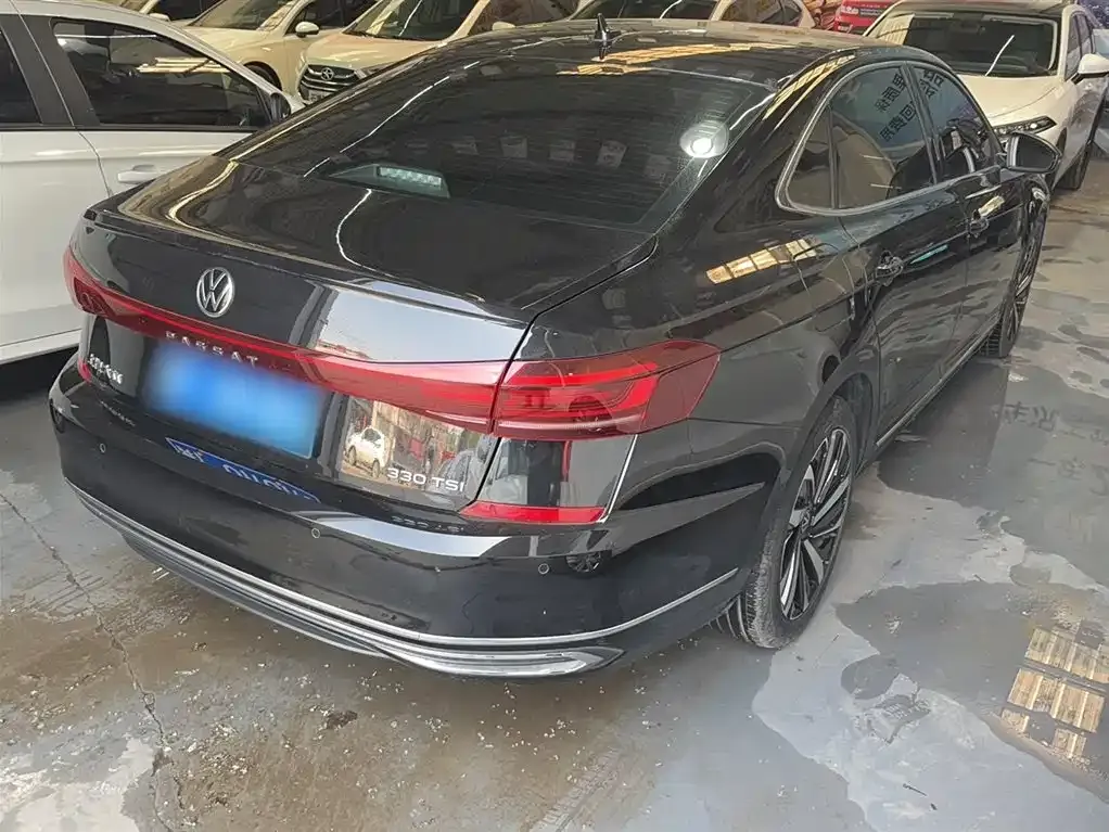 Volkswagen Passat — фото 4