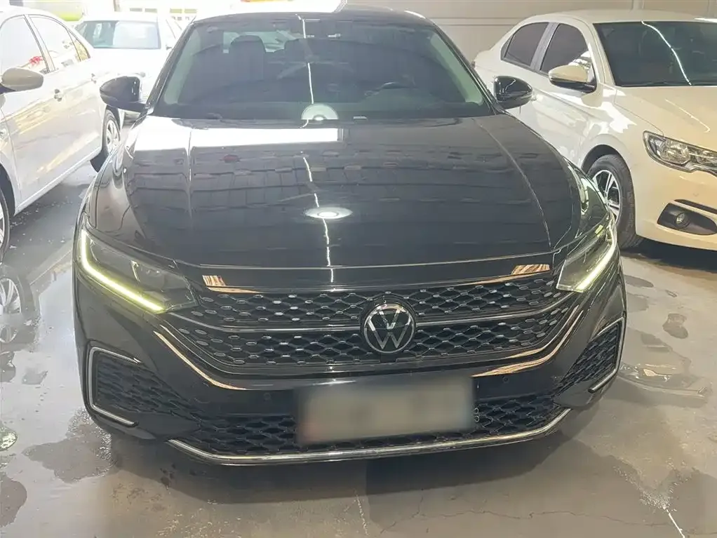 Volkswagen Passat — фото 8