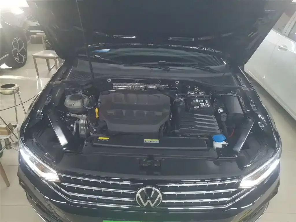 Volkswagen Magotan 2025 из CN, фото 10