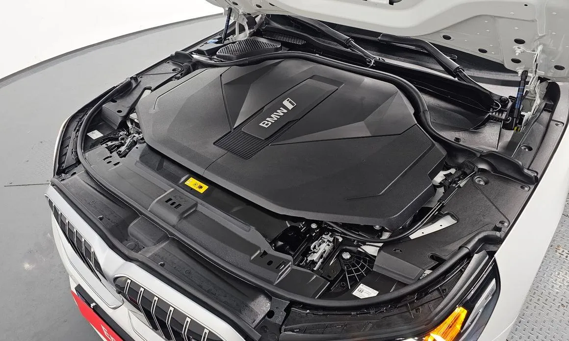 BMW i5 2024 из KR, фото 10