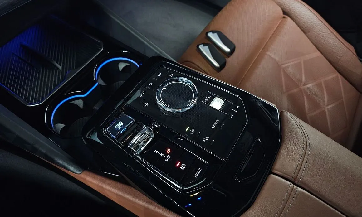 BMW i5 2024 из KR, фото 7