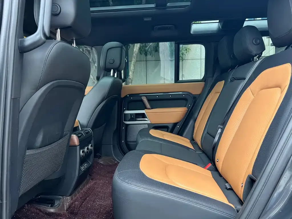 Land Rover Defender 2024 из CN, фото 4