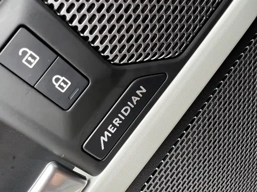 Land Rover Defender 2024 из CN, фото 5