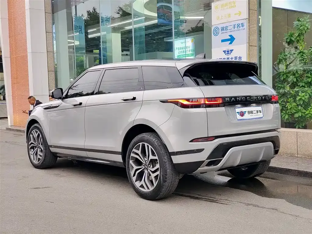 Land Rover Evoque — фото 9