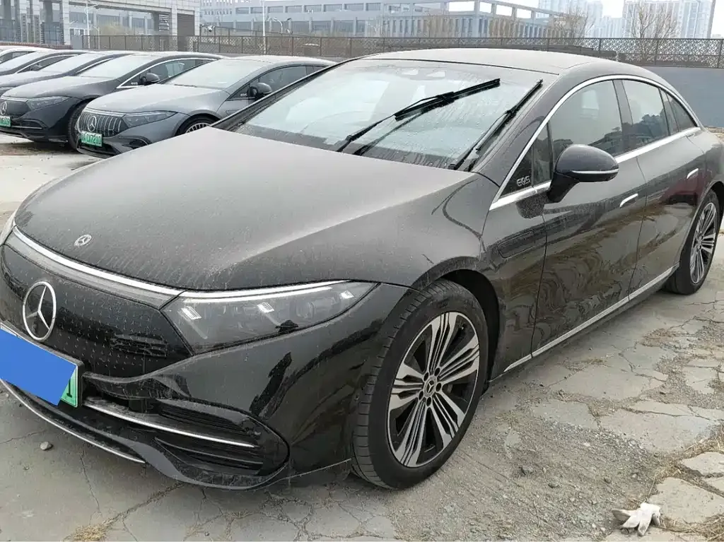 Mercedes-Benz EQS