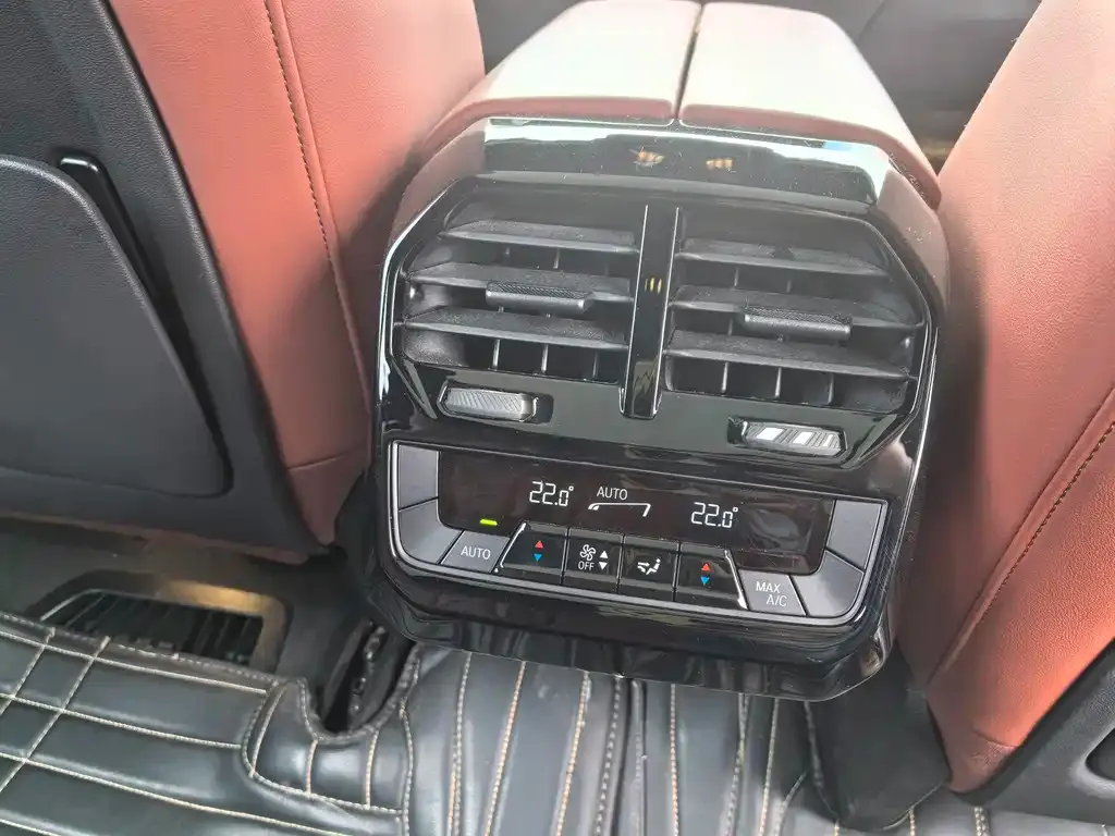 BMW iX 2022 из CN, фото 5