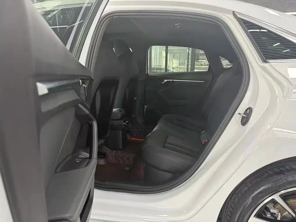 Audi A3 — фото 10