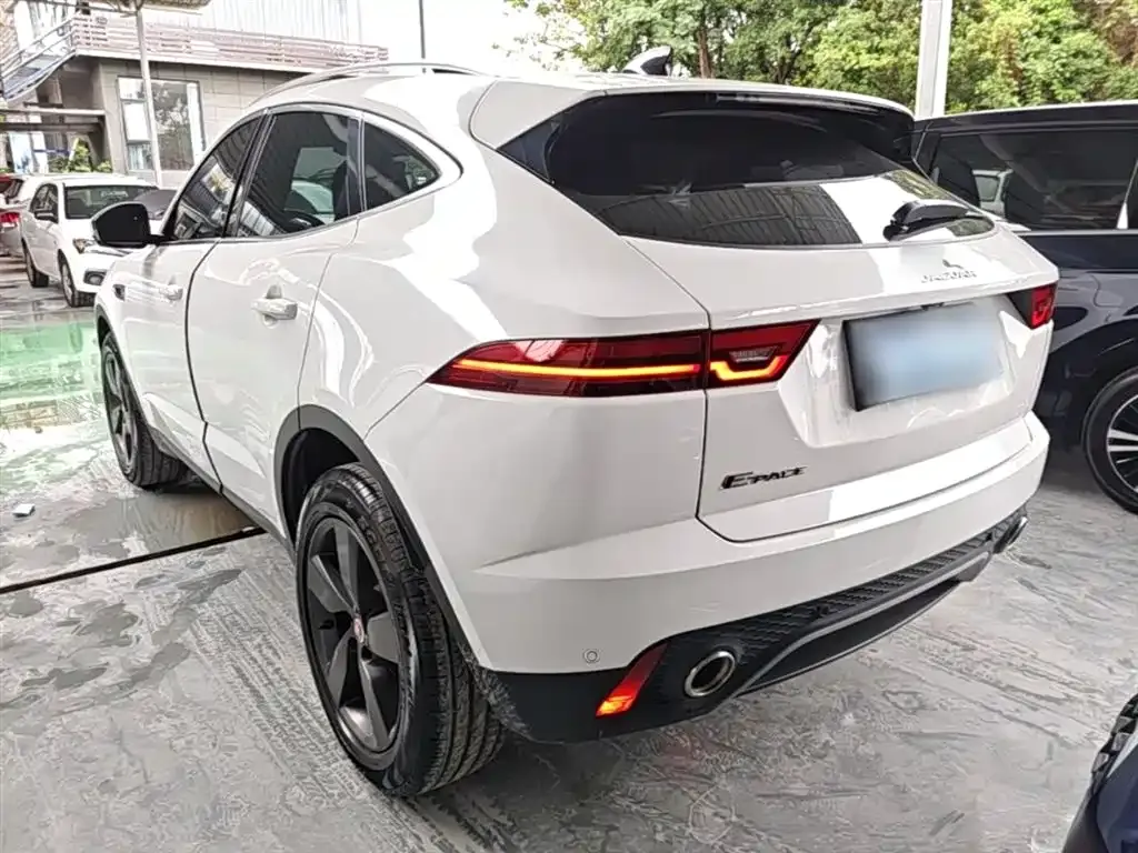 Jaguar E-PACE 2024 из CN, фото 3