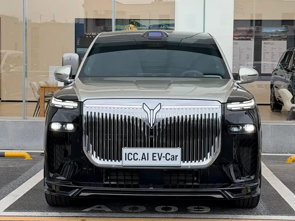 VOYAH Lantu Taishan 2025 из CN, фото 2