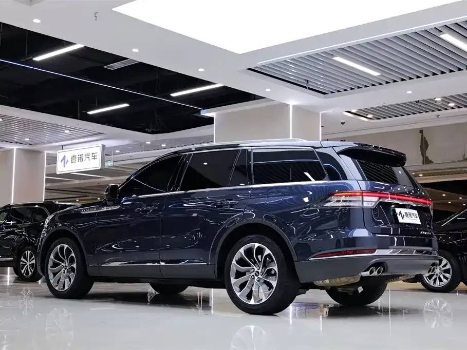 Lincoln Aviator — фото 6