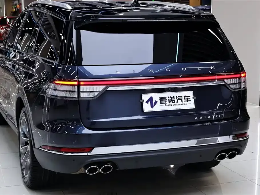 Lincoln Aviator — фото 8