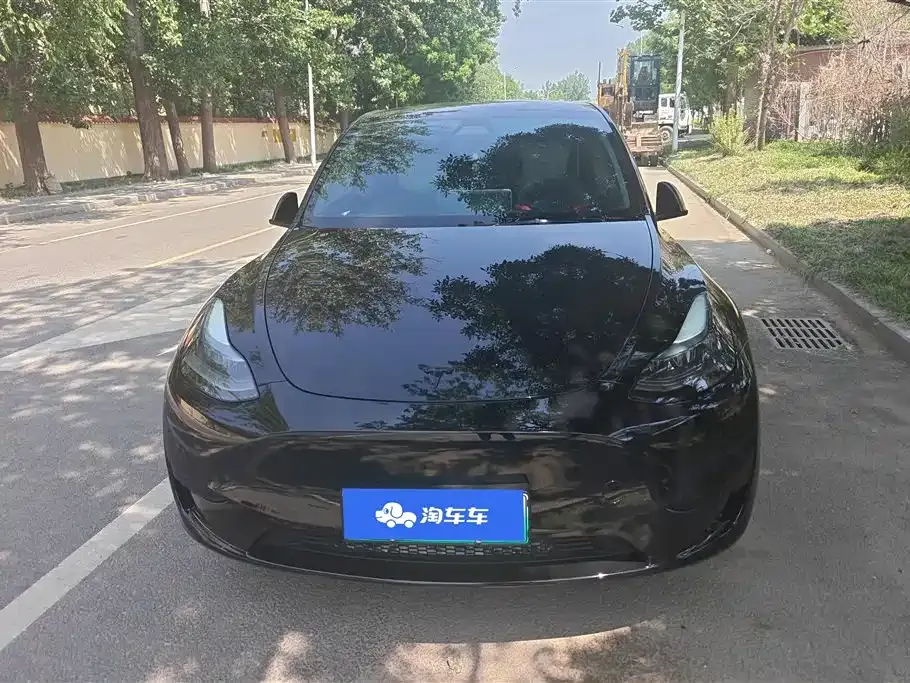 Tesla Model Y — фото 9