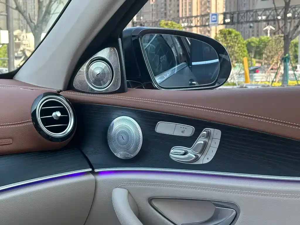 Mercedes-Benz E-Class 2021 из CN, фото 4