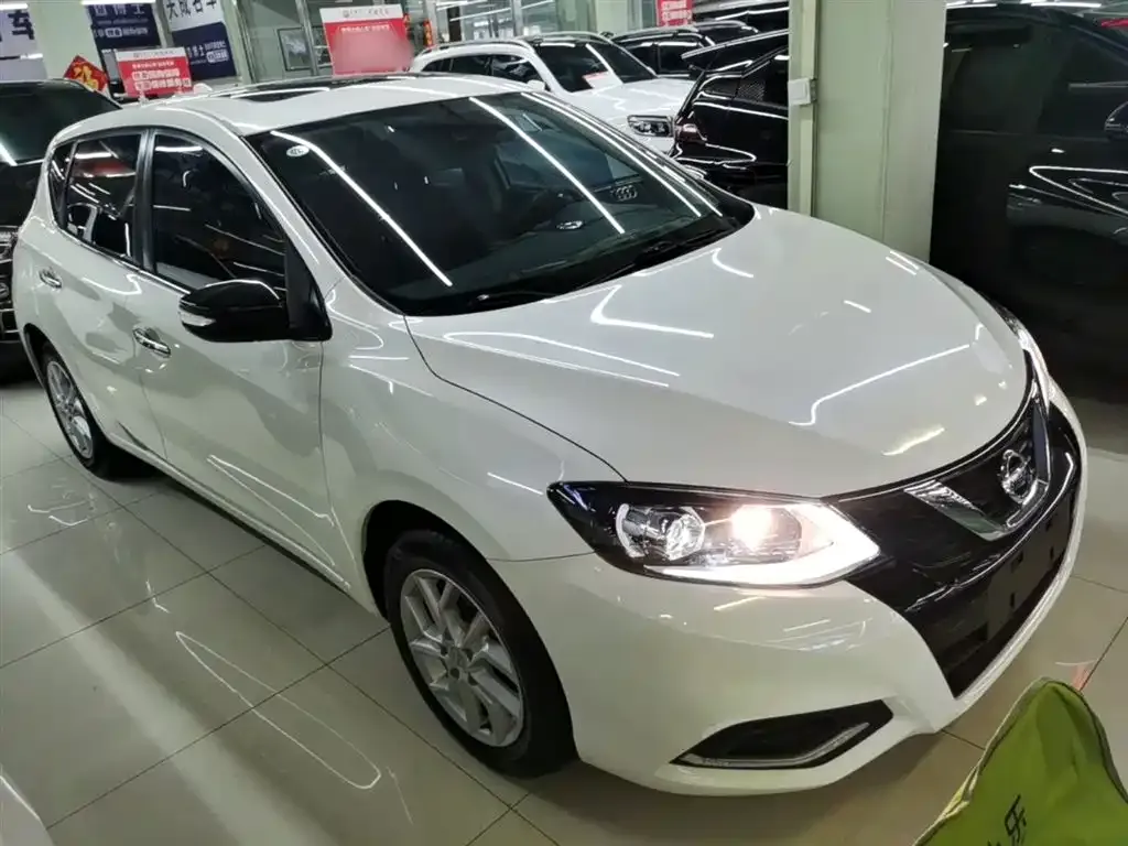 Nissan Tiida 2022 из CN, фото 5
