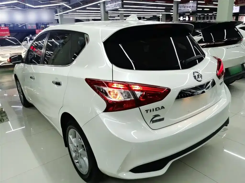 Nissan Tiida 2022 из CN, фото 10