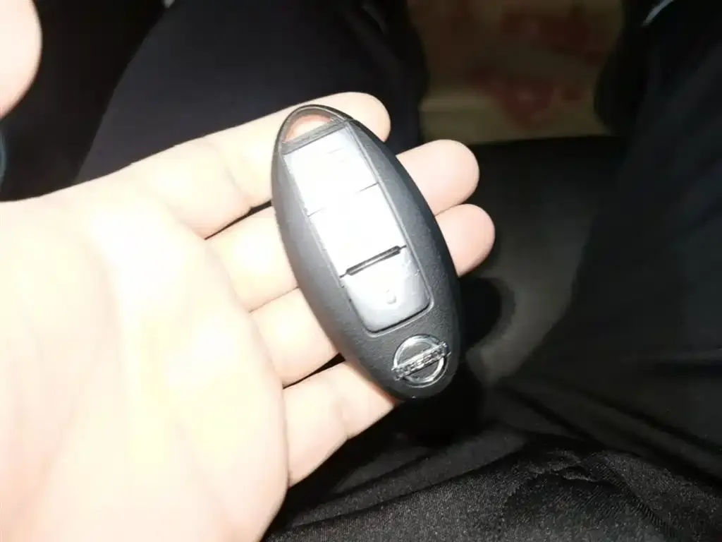 Nissan Tiida 2022 из CN, фото 3