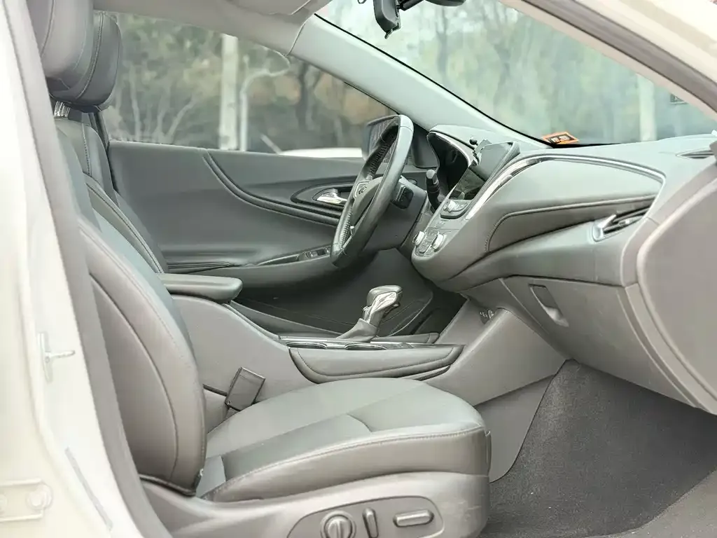 Chevrolet Malibu XL 2023 из CN, фото 3