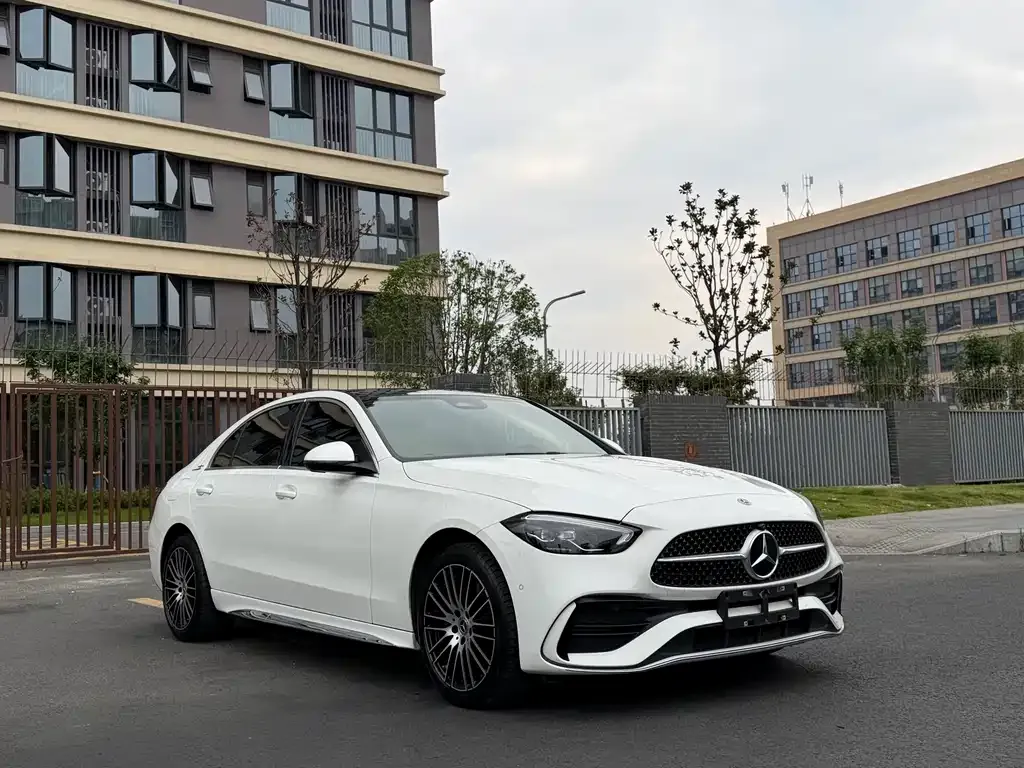 Mercedes-Benz C-Class — фото 10