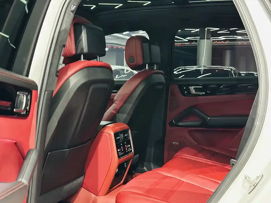 Porsche Cayenne 2021 из CN, фото 3