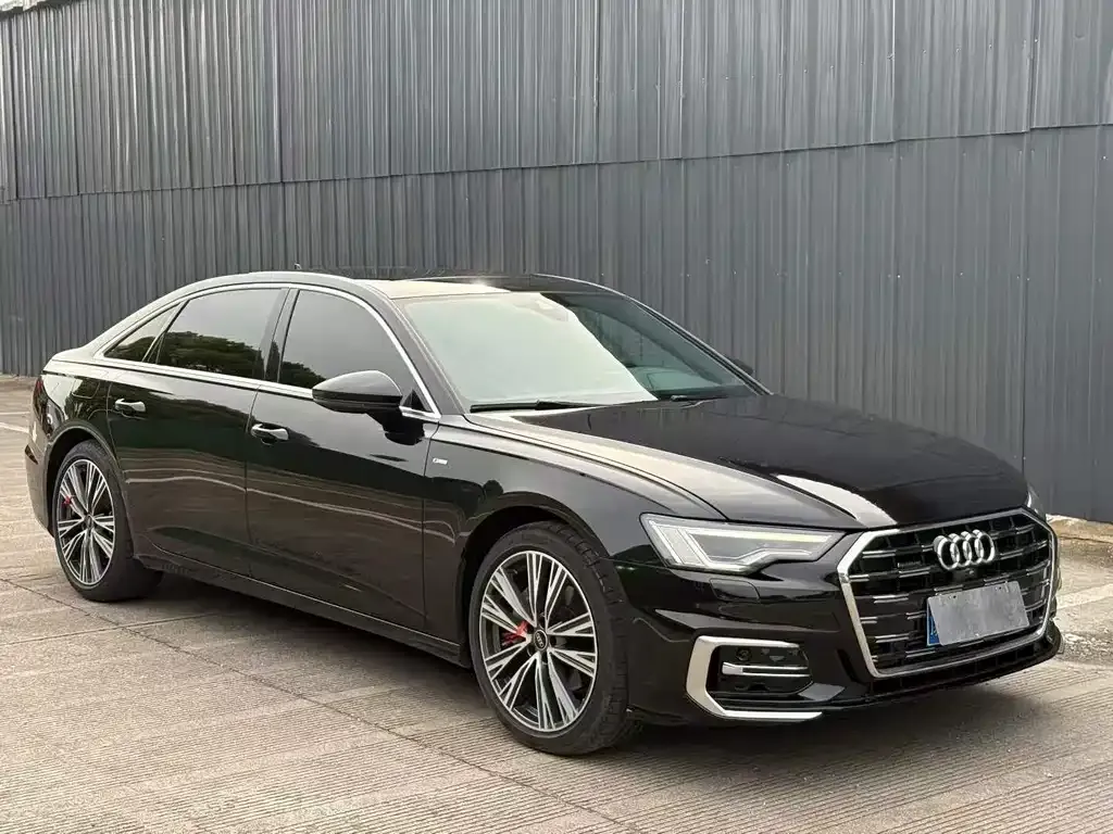 Audi A6L — фото 10