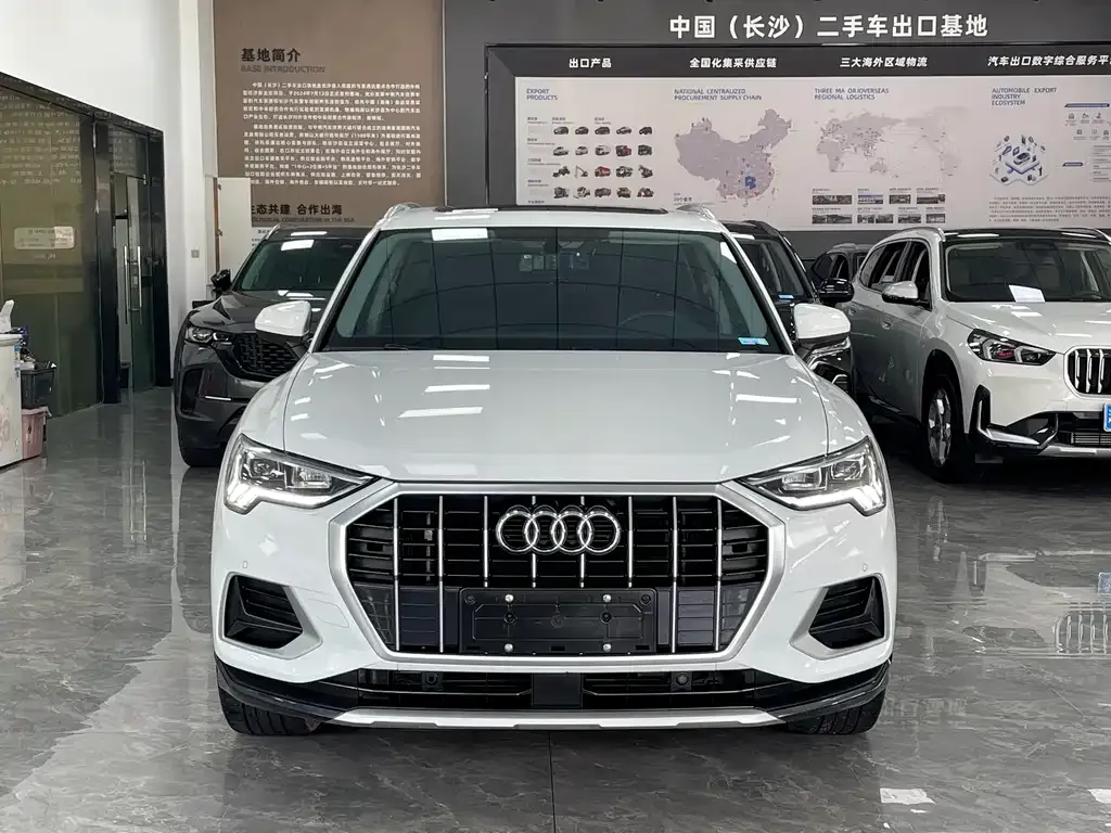 Audi Q3 — фото 9