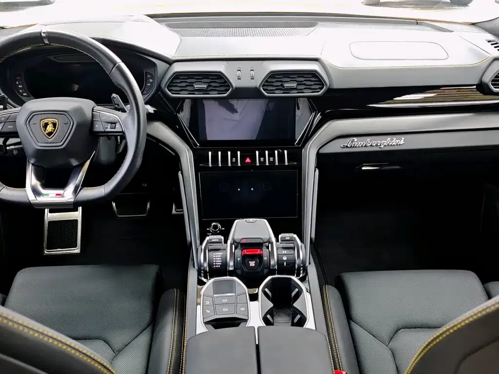 Lamborghini Urus — фото 5