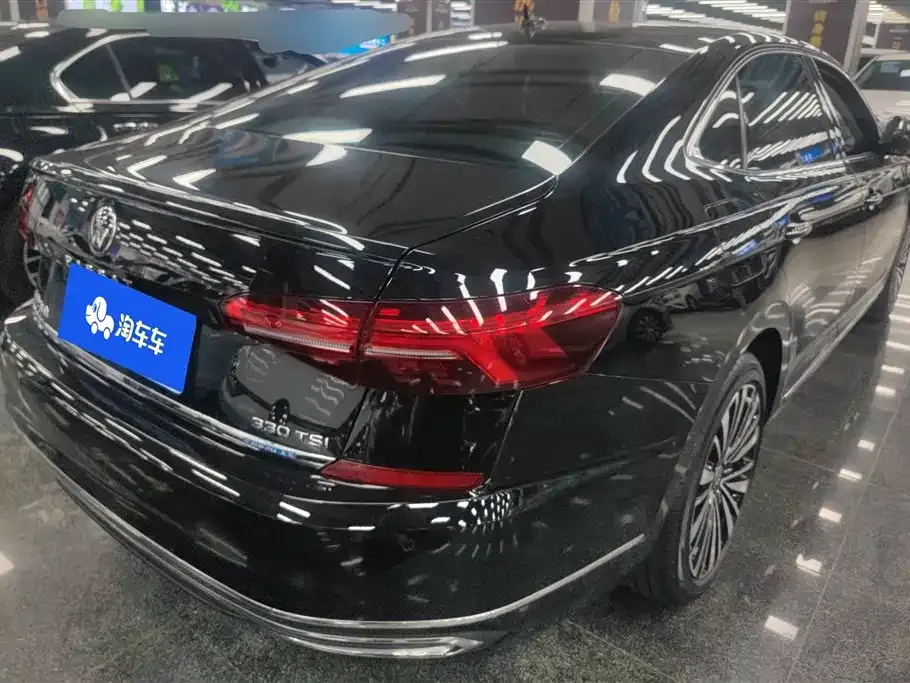 Volkswagen Passat — фото 5