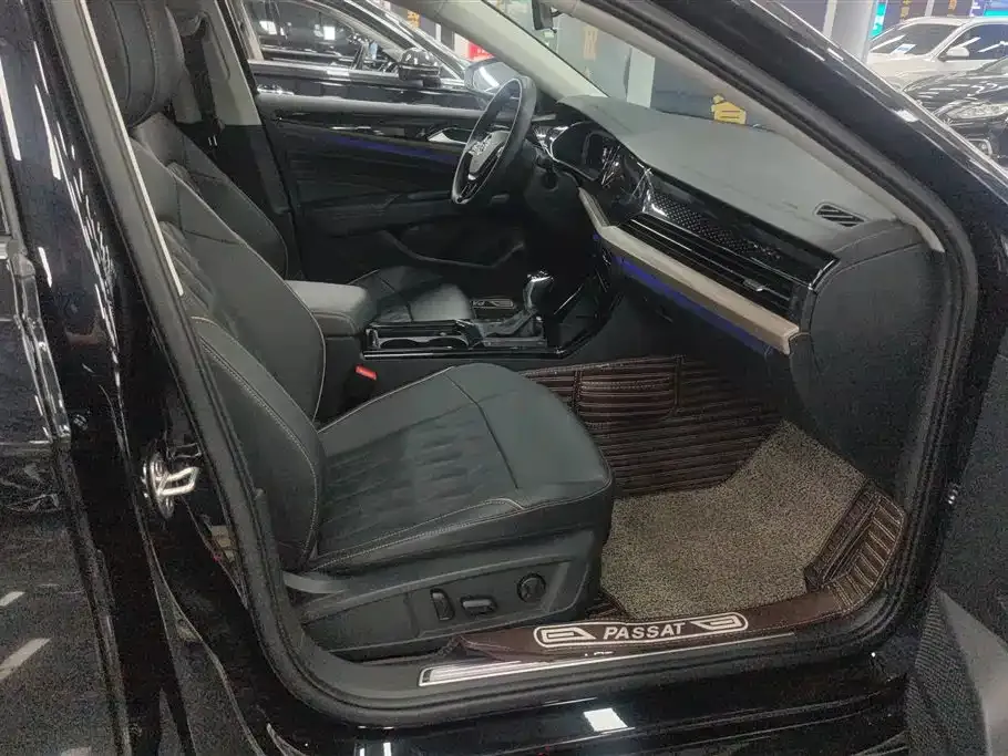 Volkswagen Passat — фото 10