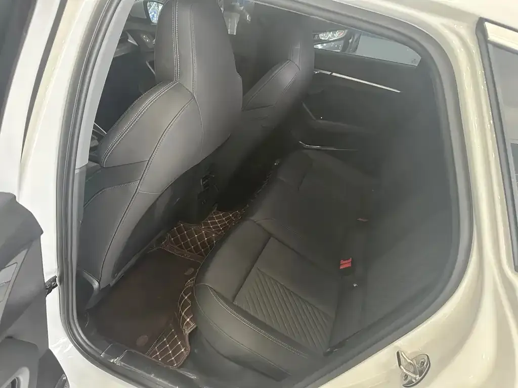 Audi A3 2021 из CN, фото 2