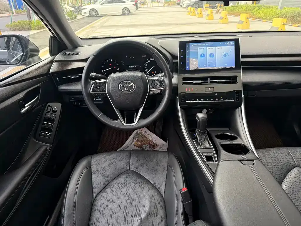 Toyota Avalon 2023 из CN, фото 7