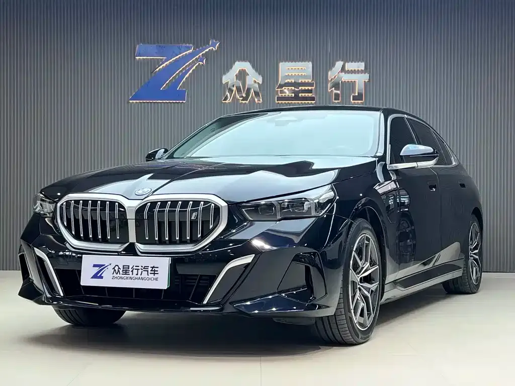 BMW i5