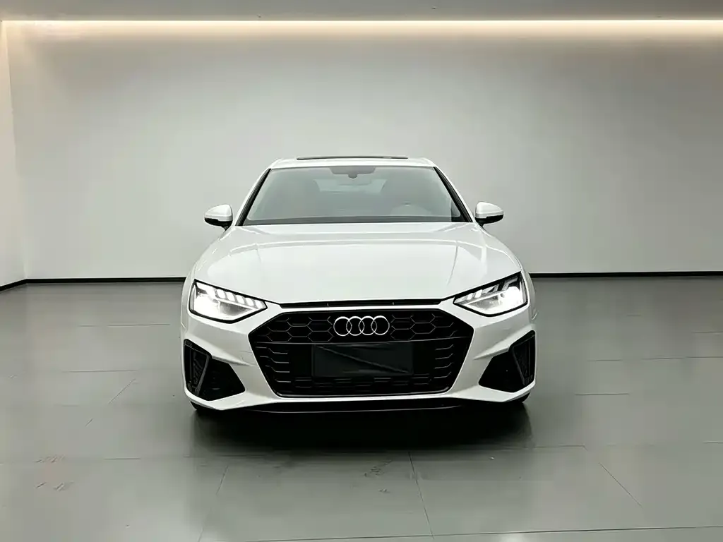 Audi A4L — фото 10