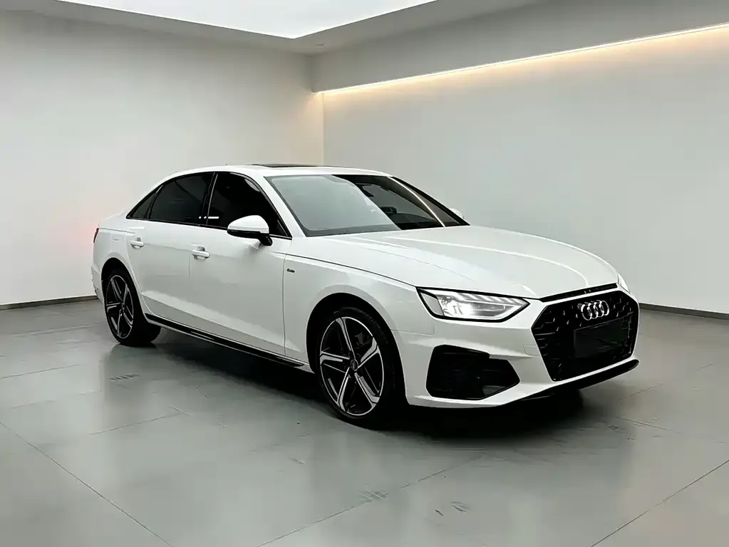 Audi A4L — фото 5