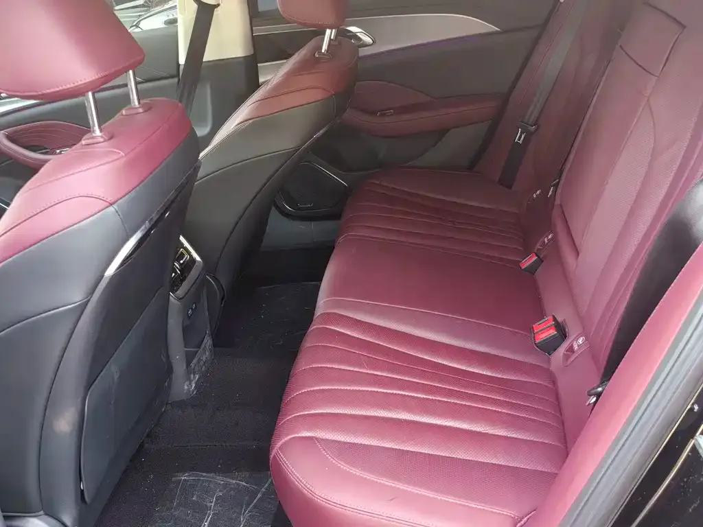Hongqi H5 2024 из CN, фото 3